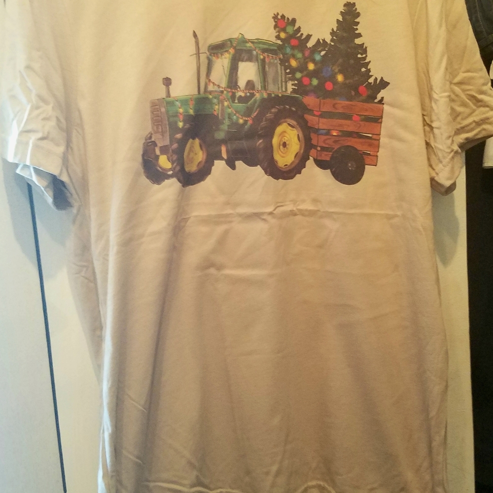 Tractor Christmas TreeGraphic T-Shirt